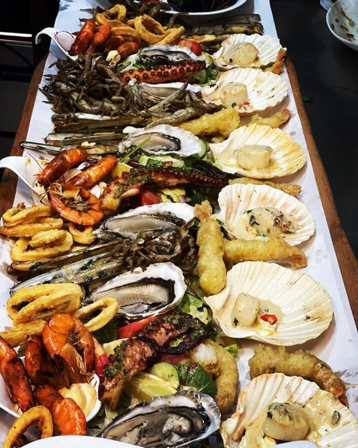 Restauracja I Noclegi Izba Rybacka W Krainie Wygaslych Wulkanow Podgorki Bagian luar foto
